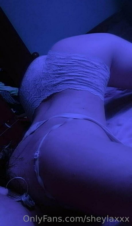 maskenbildnerin onlyfans hübsche heiße fotos