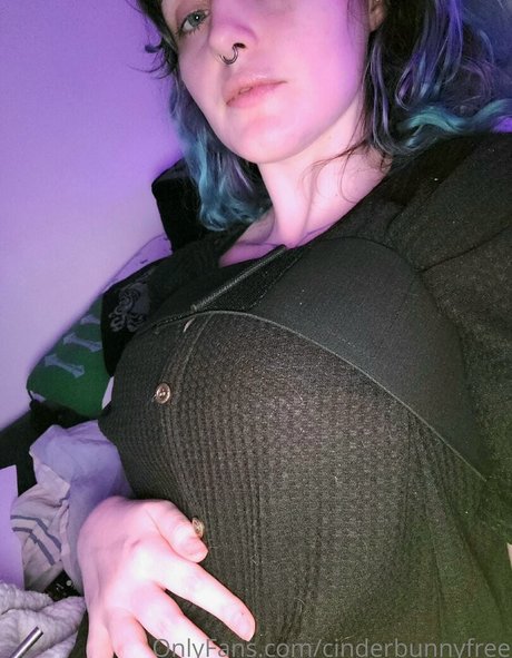 cinderbunnyfree schauspielerin nackt foto