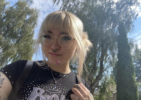 kleiner schwanz shemale onlyfans top freie bilder