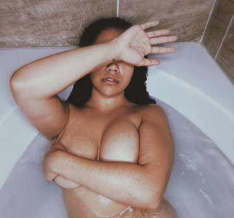 nackte krankenschwester onlyfans kunst sexy galerie