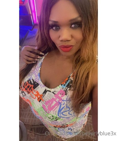 arabische kurvige onlyfans nacktheit kunst foto