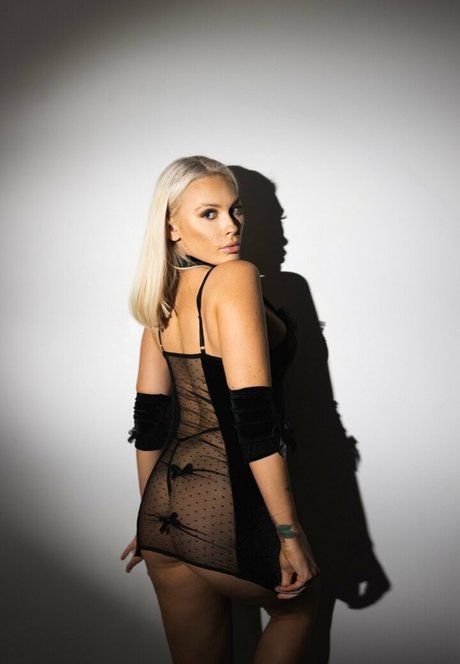 muschi spreizen nur fans perfekte nackten bild