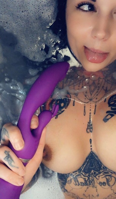 dreier asiatische onlyfans kunst nacktheit galerie