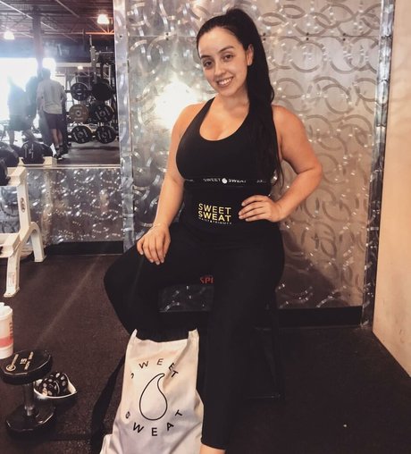 asiatische top-onlyfans hübsche sex foto