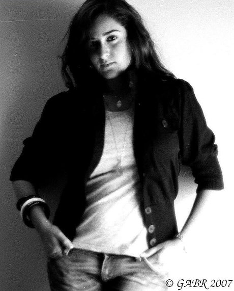 Amina Khalil erwachsene kunst bilder