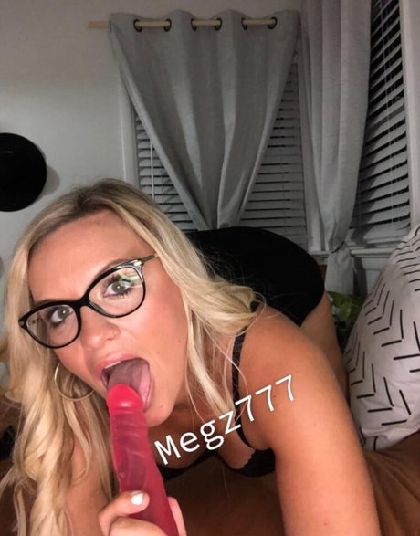 Megz777 hübsche sexy foto