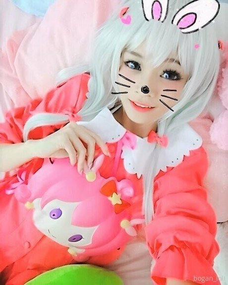 tallgirl onlyfans kostenlose kunst bilder