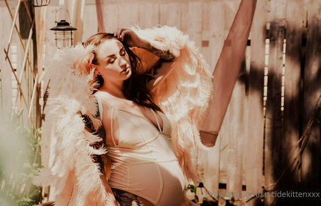suicidekittenxxx erotische hd foto