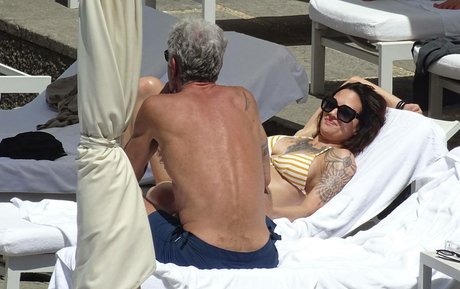 beliebte asiatische onlyfans erotische porno foto