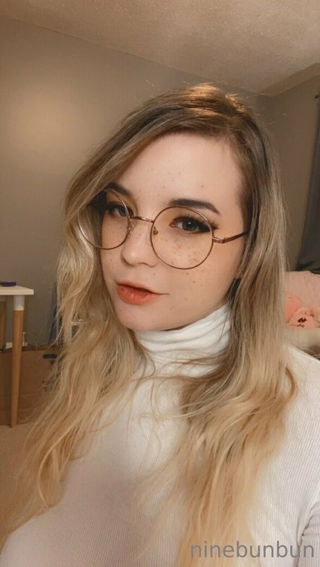 dünne blonde onlyfans nackt top galerie