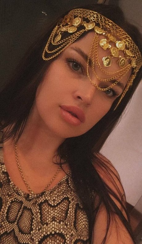 yanamulberry hd pornostar foto