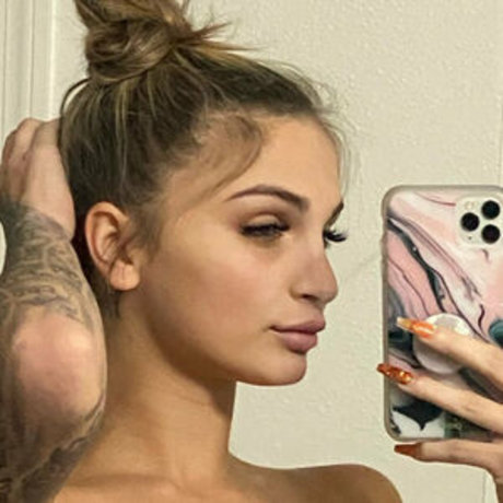 Cumslutnatalie model nacktheit archiv