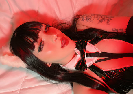 muttermilch-onlyfans kunst xxx bild