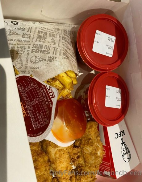 zierliche brünette nur fans porno xxx bild