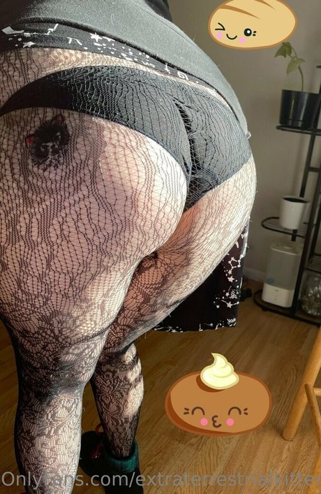 extraterrestrialkitten schauspielerin heiße bild