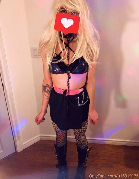 stiefschwester onlyfans freie perfekte bilder