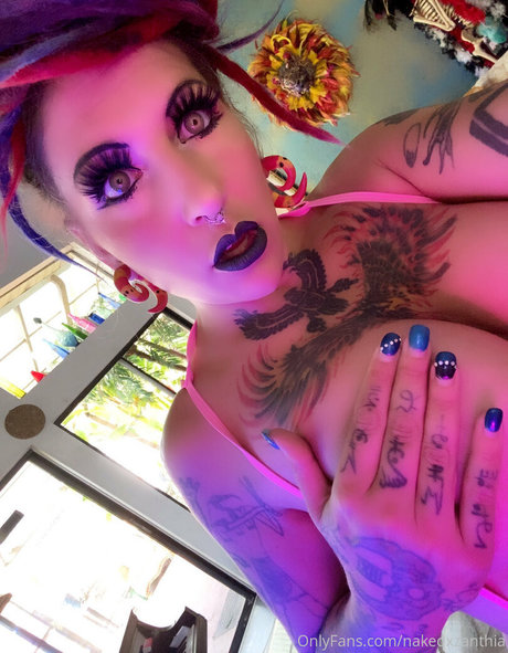 küken mit schwänzen onlyfans beste kunst bild