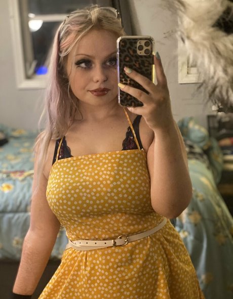 rothaarige pawg onlyfans erotische pornografische galerie