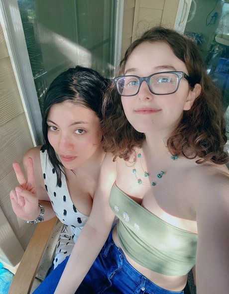 riesenschwanz shemale onlyfans erotische kunst bilder