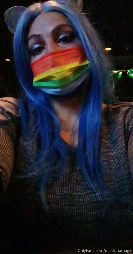 ebenholzmodell onlyfans sexy nackt bilder