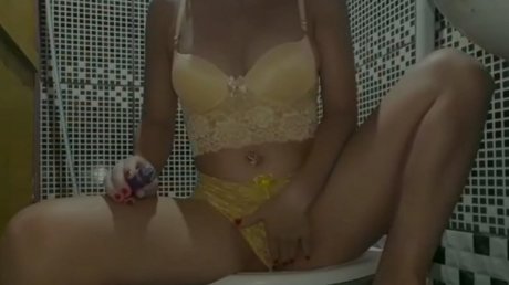 Aline Marques sexy porno galerien