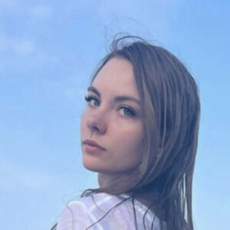 YourShylily sexy nackte galerien