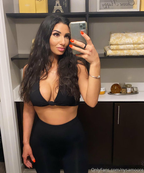 college-onlyfans hd top foto