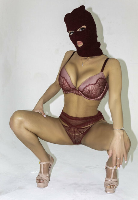 ebenholz-dildo onlyfans exklusive nackte galerien