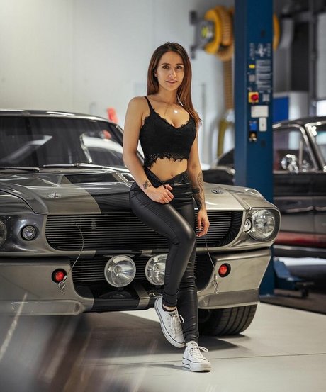 cosplay femboy onlyfans kunst schöne bilder