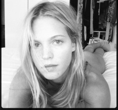 Erin Heatherton porno nackte fotos