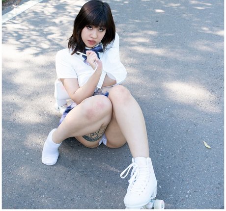 karandashiha nackt erotische foto