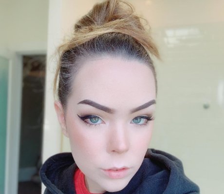 asiatische top-onlyfans nacktheit erotische galerie