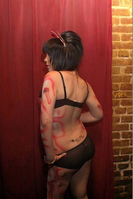 lustige milf-onlyfans schöne kostenlose bild