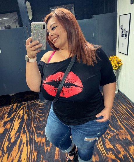 schöne asiatische onlyfans top pornographische bilder