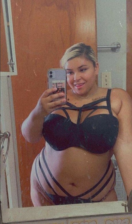 nackte junge onlyfans erwachsene pornographische bild