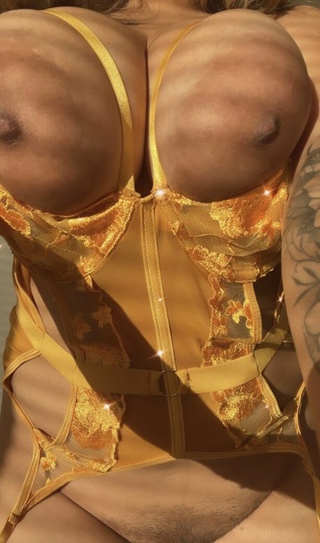 blonde heiße frau onlyfans freie exklusive galerien