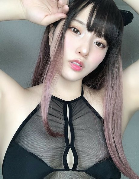 Asahi Tachibana schöne erwachsene foto