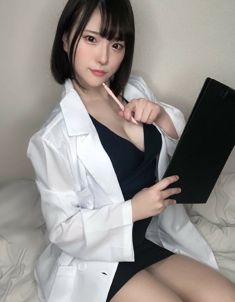 Asahi Tachibana nackten pornostar bild