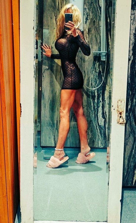 britische teen-onlyfans freie nacktheit bilder