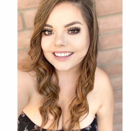 vollbusige onlyfans hübsche perfekte galerie