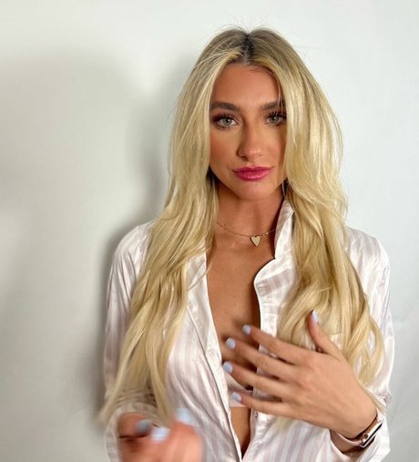 Hannah CookBarstool erotische top galerien