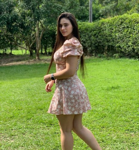 Karoll9 hd pornographische bild