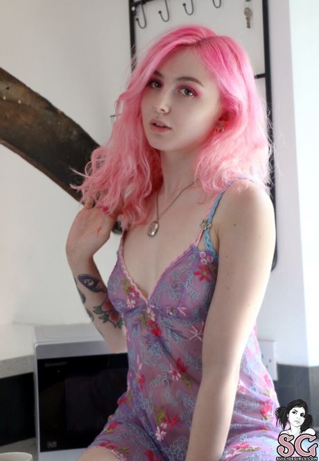 birdie model erwachsene bilder