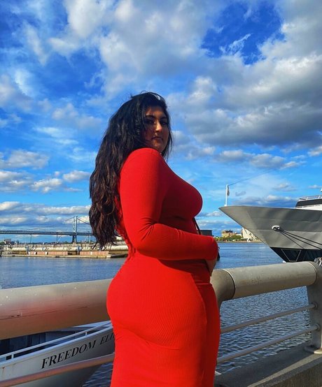 milf-lehrerin onlyfans nacktheit exklusive fotos