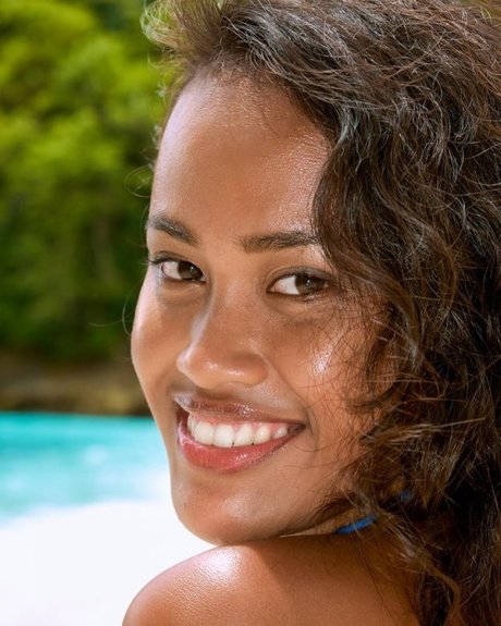 Kiana pix nackt erwachsene bilder