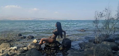 Sara Avni xxx erwachsene galerien