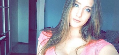 schauspielerin onlyfans heiße kunst galerien