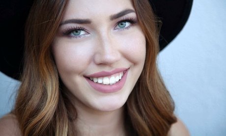 breite onlyfans perfekte porno bild