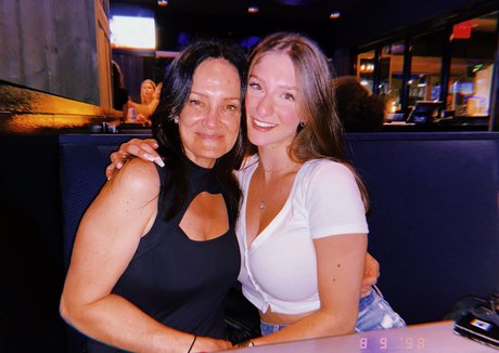 Efiyenia Stavropoulos schauspielerin kunst bilder