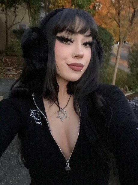 AnnaliseHorror heiße kunst bilder